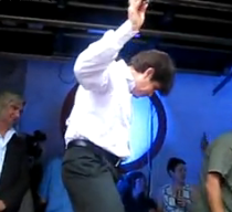 Video of Blagojevich Performing Elvis "Treat Me Nice"