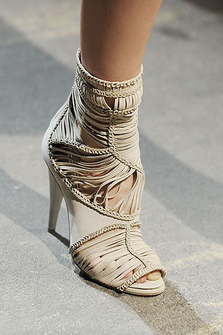 Thakoon spring 2010
Thakoon spring 2010