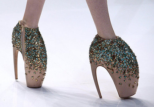 Alexander McQueen spring 2010
Alexander McQueen spring 2010