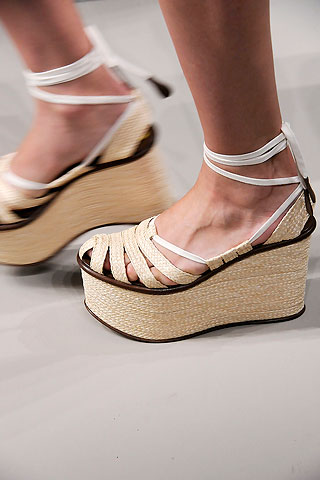 Bottega Veneta spring 2010
Bottega Veneta spring 2010