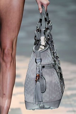 Gucci spring 2010
Gucci spring 2010