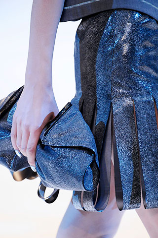Alexander McQueen spring 2010
Alexander McQueen spring 2010
