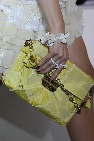 Nina Ricci spring 2010
Nina Ricci spring 2010