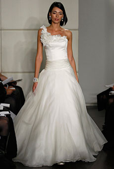 Badgley Mischka Bridal Fall 2010 Badgley Mischka Bridal Fall 2010