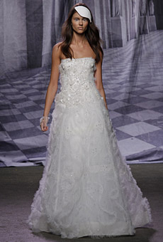 Monique Lhuillier Bridal Fall 2010 Monique Lhuillier Bridal Fall 2010