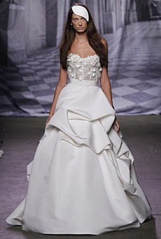 Monique Lhuillier Bridal Fall 2010 Monique Lhuillier Bridal Fall 2010