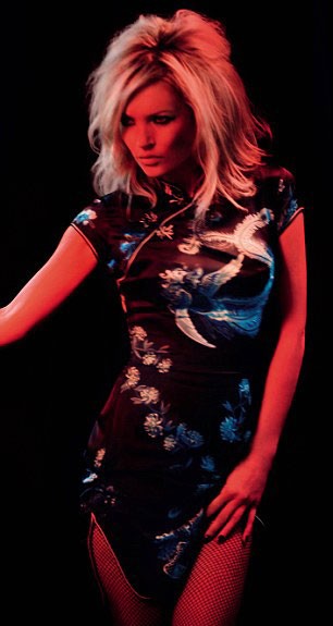 Kate Moss Holiday Collection for Topshop Now Available Online, Silk Kimono Already Sold Out Kate Moss Holiday Collection for Topshop Now Available Online, Silk Kimono Already Sold Out