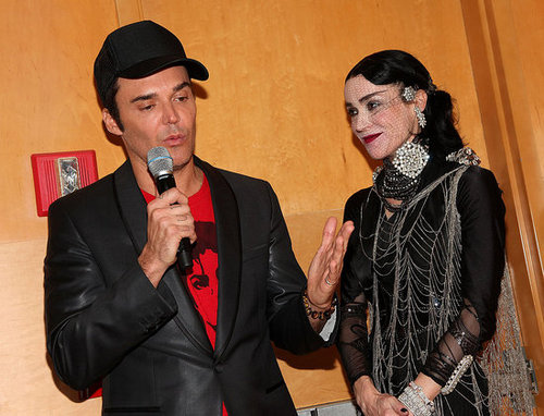 Daphne Guinness Trades in Skunk-Striped Hair for All Black, Swims in Pool Clothed for Art Basel Performance Piece Daphne Guinness Trades in Skunk-Striped Hair for All Black, Swims in Pool Clothed for Art Basel Performance Piece