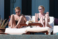 Lara Stone Brings Out the Bikini for a Mexican Holiday with David Walliams 
