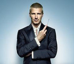 Beckham's Motorola RAZR2 Available In US Beckham's Motorola RAZR2 Available In US