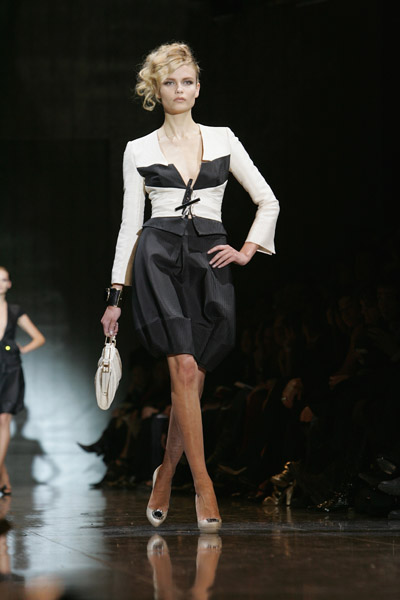 Modelwalk_Tony_51253312_600 Modelwalk_Tony_51253312_600