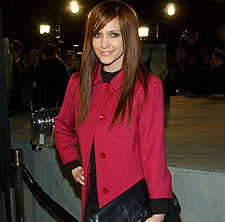 You Asked, We Found: Ashlee Simpson’s Pink Coat!