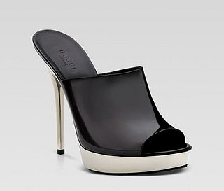 Preventing Shoe Slippage in Mules