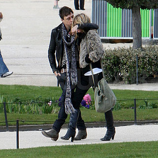 Kate Moss and Jamie Hince in Paris 2008-03-19 22:47:46