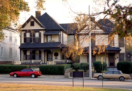 Who Was Born In This House?