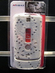 Cell Phones Protected by Crystals and Glitter 