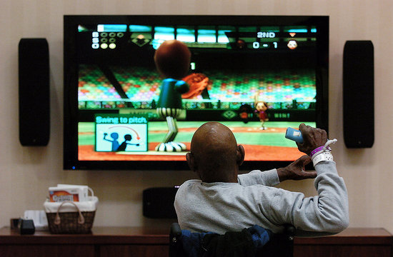 Seniors Use Wii For Physical Therapy
