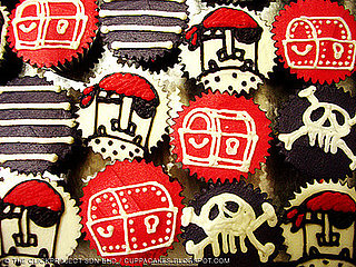 Yummy Link: Pirate Cupcakes