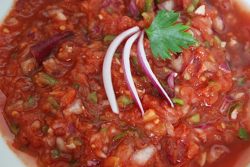 Yummy Link: Homemade Tomato Salsa