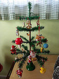 mini feather tree