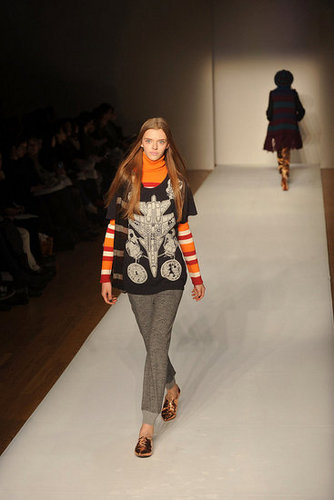 Karen Walker Fall 08 Fashion Show Karen Walker Fall 08 Fashion Show