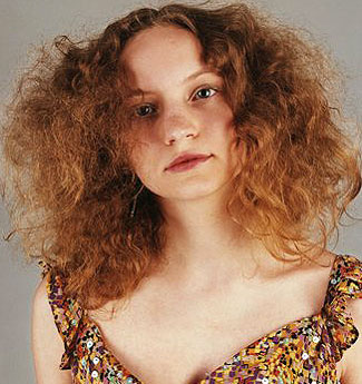 Tips on how to fight frizz