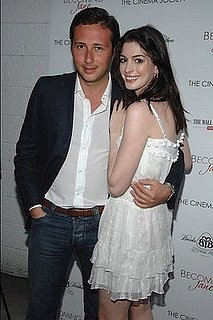 This Just In: Anne Hathaway Shopping for $30,000/Month Pad