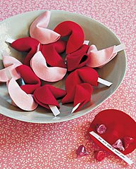 DIY: Felt Fortune Cookies