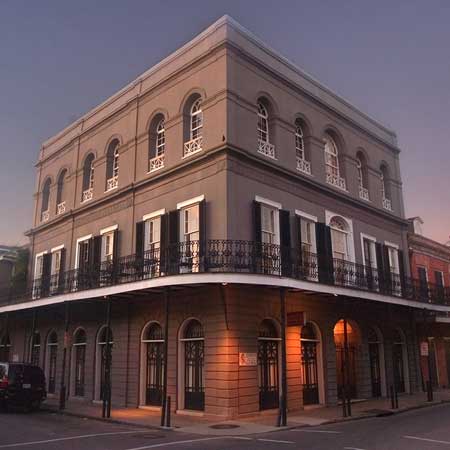 Guess Who Owns a Creole Townhouse? Guess Who Owns a Creole Townhouse?
