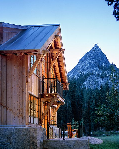 Coveted Crib: A Mountain Retreat Coveted Crib: A Mountain Retreat