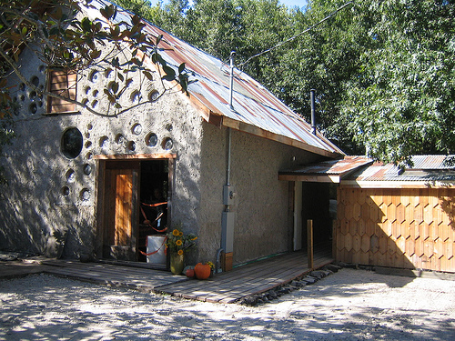 Casa Verde:  Recycled Texas Houses