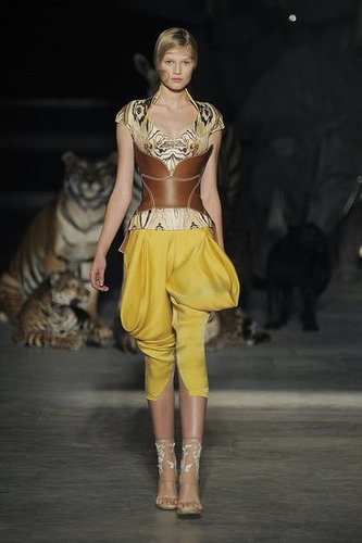 Spring Peek: Cropped Pants Spring Peek: Cropped Pants