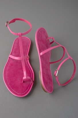 Donna Karan Collection Shoes Toe Ring Flat Sandal Donna Karan Collection Shoes Toe Ring Flat Sandal