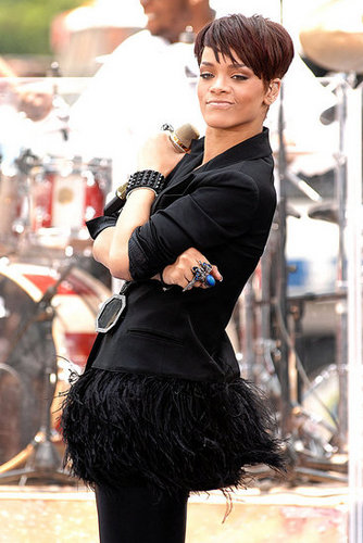 Trend Alert: Dancing Feathers