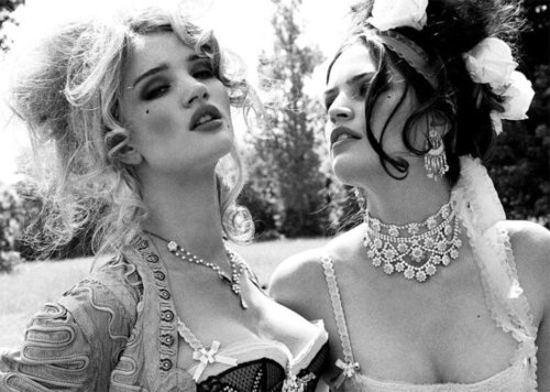 Are You Envious of Your Friends' Style? 