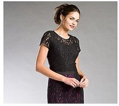 The Look For Less: DKNY Floral Lace Tee The Look For Less: DKNY Floral Lace Tee