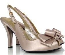 Hot Holiday Shoes Under $100 