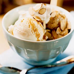 Coffee Ice Cream Sundaes Coffee Ice Cream Sundaes