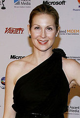 Kelly Rutherford Files Papers Against Estranged Husband, Fears He'll Disappear With Hermes Kelly Rutherford Files Papers Against Estranged Husband, Fears He'll Disappear With Hermes