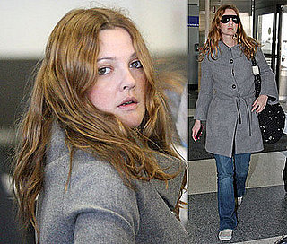 Drew Barrymore Flies Solo?!