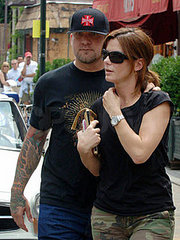 Sugar Bits — Sandra Bullock and Husband Hit by Drunk Driver Sugar Bits — Sandra Bullock and Husband Hit by Drunk Driver