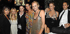 Stella McCartney Wants To Design Scarlett Johansson's Wedding Gown Stella McCartney Wants To Design Scarlett Johansson's Wedding Gown