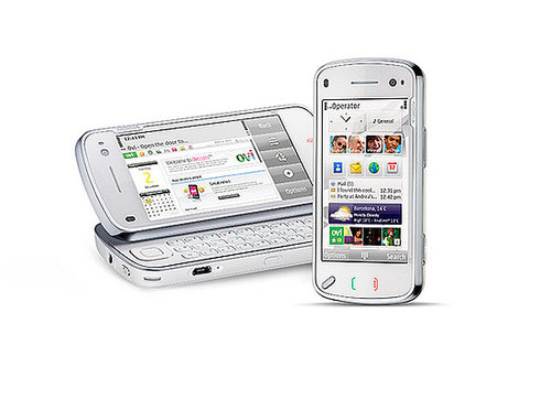 Nokia N97 Beats Out iPhone in Specs