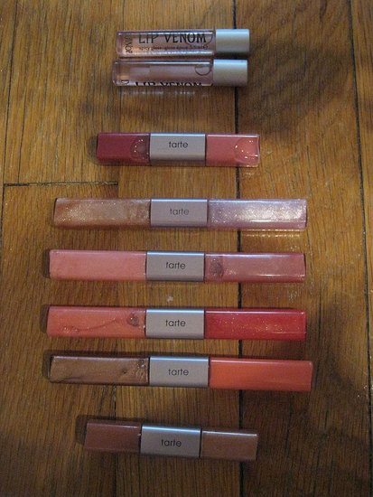 (2) DuWop Lip Venom

Tarte: Jake/Samantha ~ Moon-doggie/ Gidget ~ Zack/Kelly~ Frankie /Annette~  Kevin/Winnie~ Fred/Ginger.