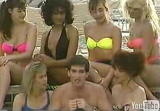 Gettin' Chicks With Magic Tricks