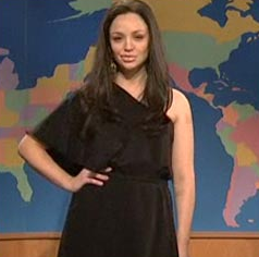 SNL's Abby Elliott Does a Spot on Angelina Jolie Impression
