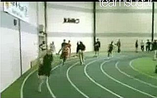 Runner Screams When He Runs