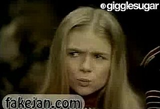 Flashback: "Fake Jan" on the Brady Bunch Variety Hour