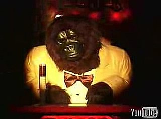 Rock-afire Explosion Sings "Neighborhood #1" by Arcade Fire