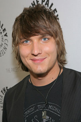 Interview with Scott Michael Foster and Preview of Greek Finale